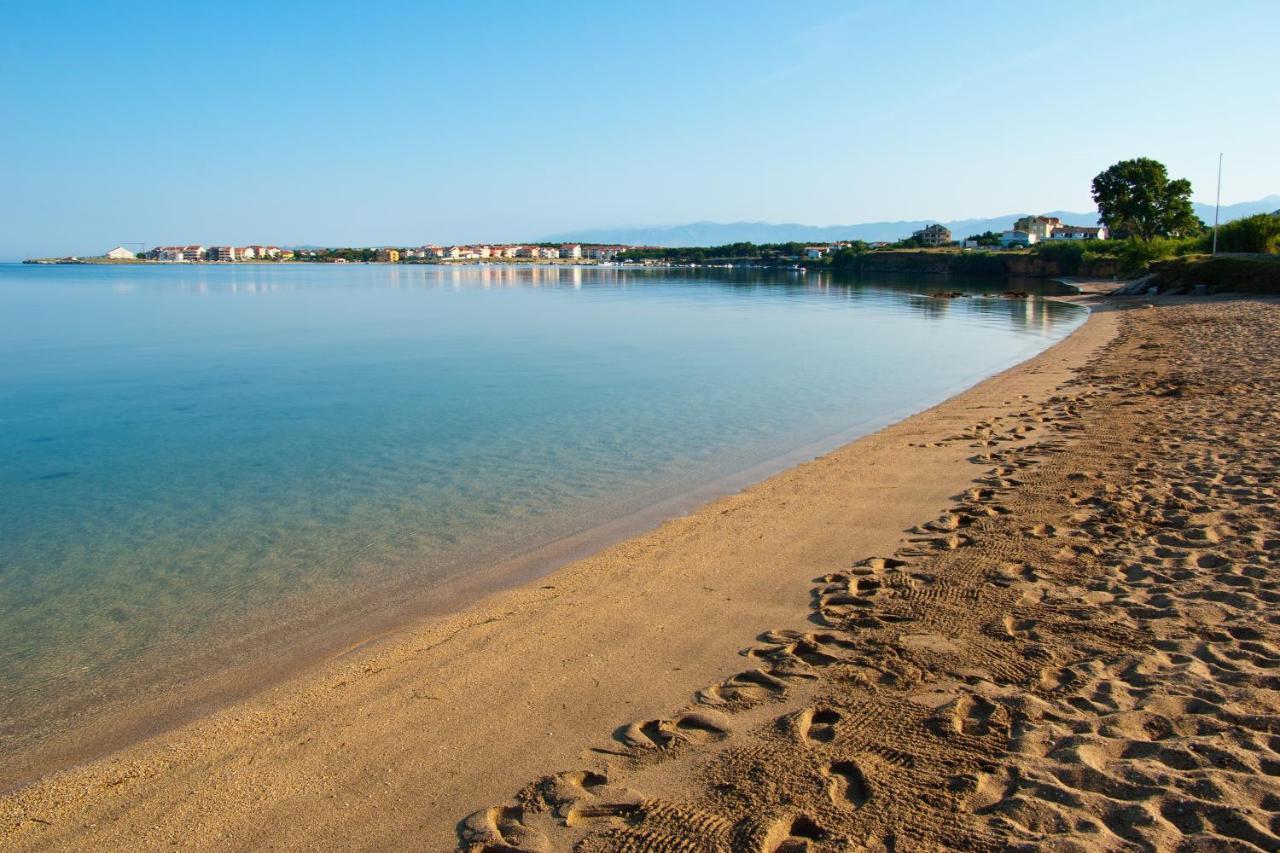 Family Friendly Apartments With A Swimming Pool Povljana, Pag - 244 Exterior photo