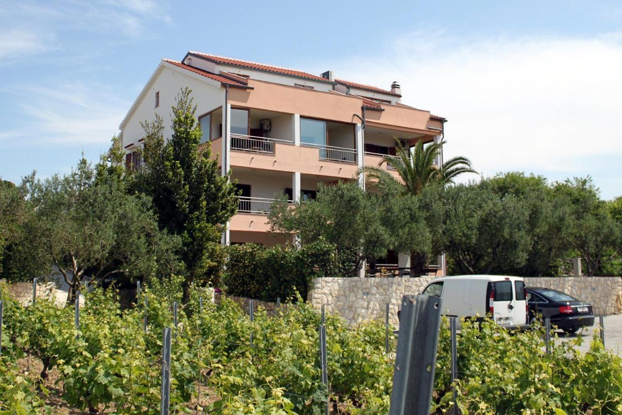 Family Friendly Apartments With A Swimming Pool Povljana, Pag - 244 Exterior photo