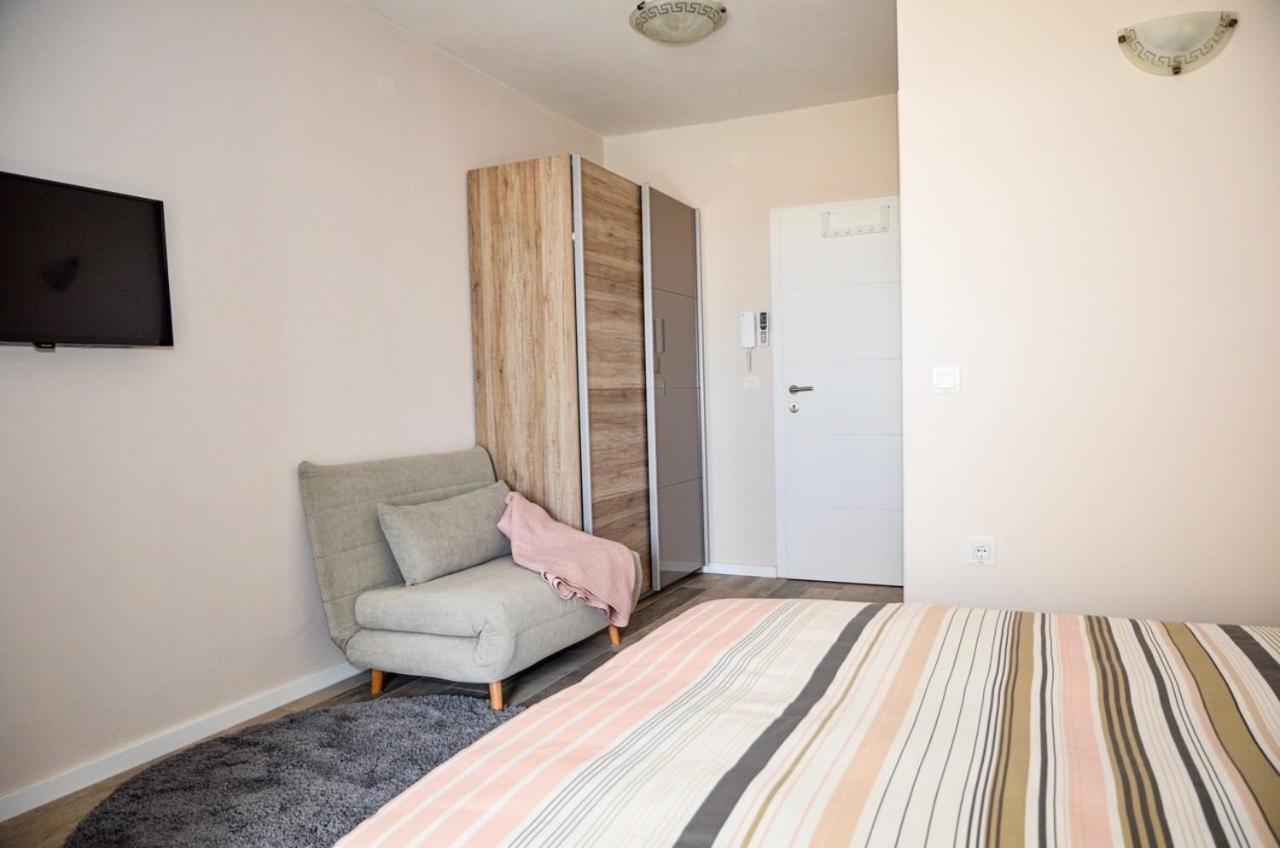 Family Friendly Apartments With A Swimming Pool Povljana, Pag - 244 Room photo