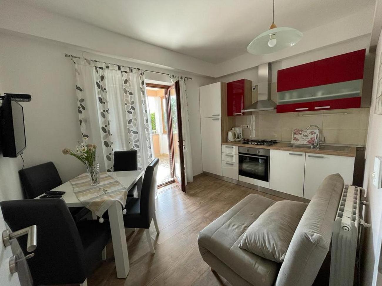 Family Friendly Apartments With A Swimming Pool Povljana, Pag - 244 Exterior photo